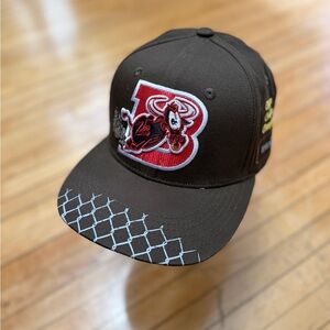 NEW Chicago Bulls SGA Artist Series Brown/Red Snapback Griffin Goodman Sz. OS